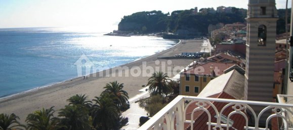 3 bedrooms Apartment in Celle Ligure, Italy No. 221037 2