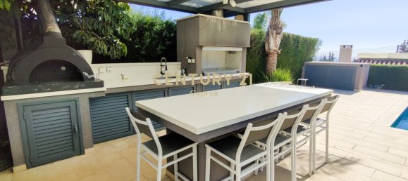5 bedrooms Villa in Agios Athanasios, Cyprus No. 358 7