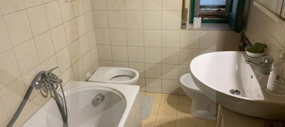 6 rooms Apartment in San Giovanni Rotondo, Italy No. 20618 5