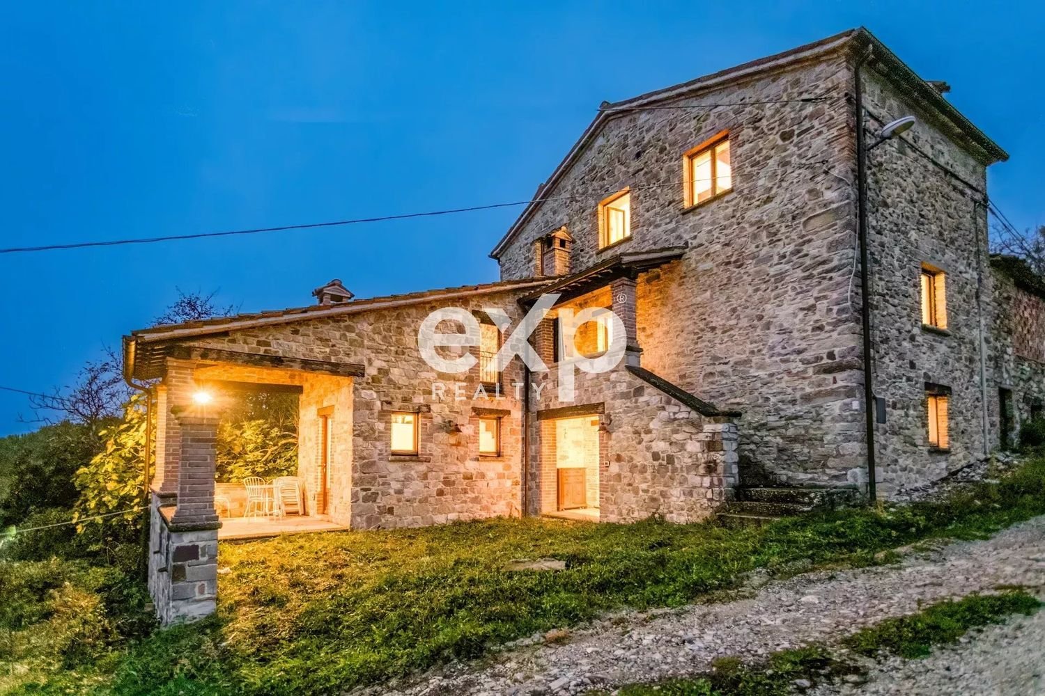 8 rooms House in Pennabilli, Italy No. 264923