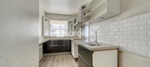 1 bedroom Apartment in Levallois-Perret, France No. 324635 8