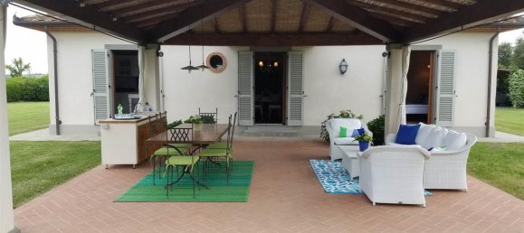 3 bedrooms Villa in Cortona, Italy No. 1532 3
