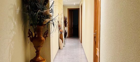 4 bedrooms Apartment in Alicante, Spain No. 147314 11