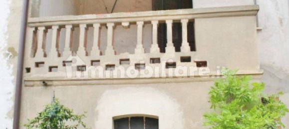 2 bedrooms House in Castiglione del Lago, Italy No. 232511 2