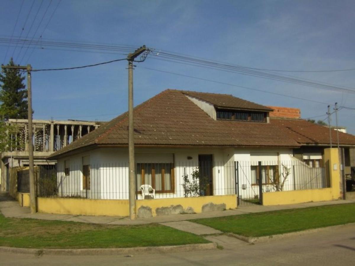 3 Schlafzimmer Haus in Buenos Aires, Argentina, Nr. 84996