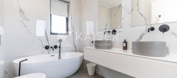 3 bedrooms Villa in Guia, Portugal No. 305900 13