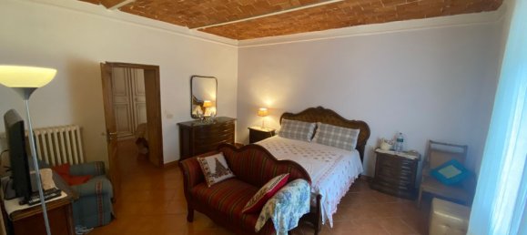 6 bedrooms House in Vernio, Italy No. 335806 17