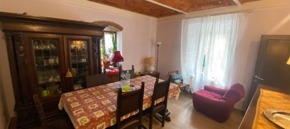 6 bedrooms House in Vernio, Italy No. 335806 9