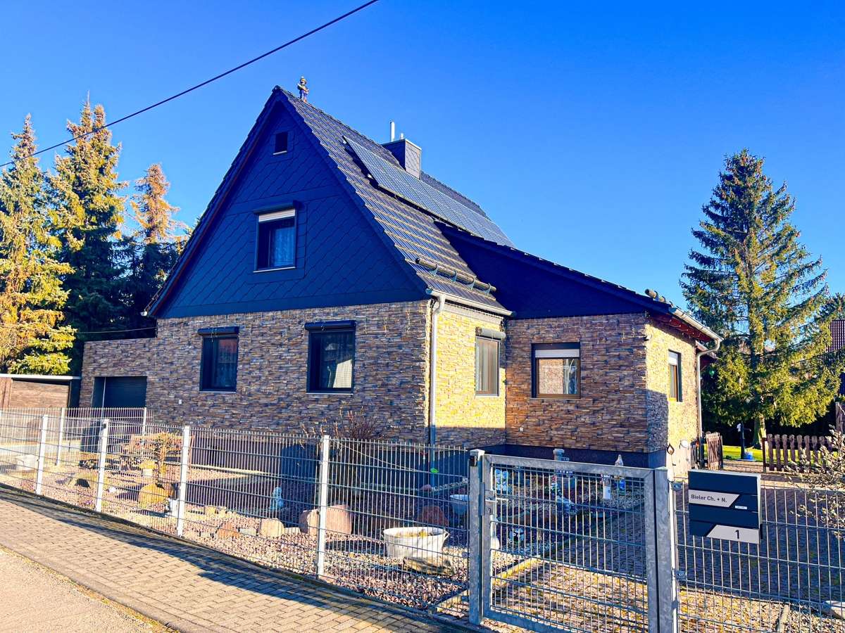 Casa de 2 dormitorios en Saalekreis, Germany No. 53520