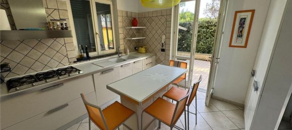 Вилла с 2 комнатами в Форте деи Марми, Италия № 288234 37