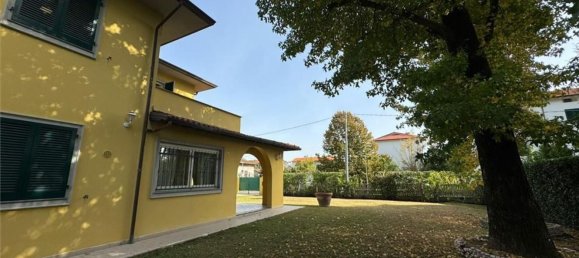 Вилла с 2 комнатами в Форте деи Марми, Италия № 288234 27