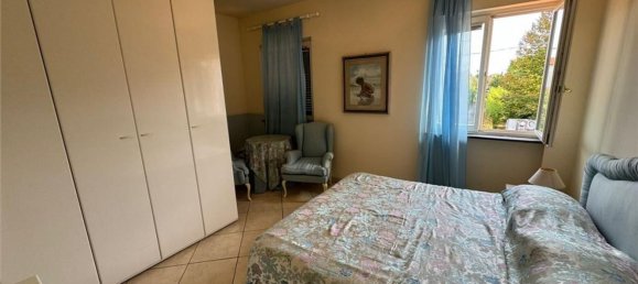 Вилла с 2 комнатами в Форте деи Марми, Италия № 288234 3