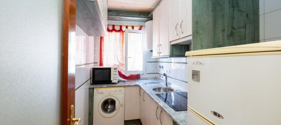 1 chambre Appartement à Granada, Spain No. 187041 6