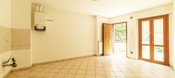 Квартира с 3 комнатами в Монтальчино, Италия № 286800 2