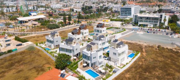 Villa de 4 dormitorios en Ayia Napa, Cyprus No. 24310 5