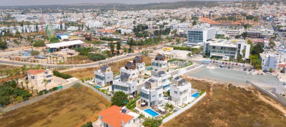 Villa de 4 dormitorios en Ayia Napa, Cyprus No. 24310 6