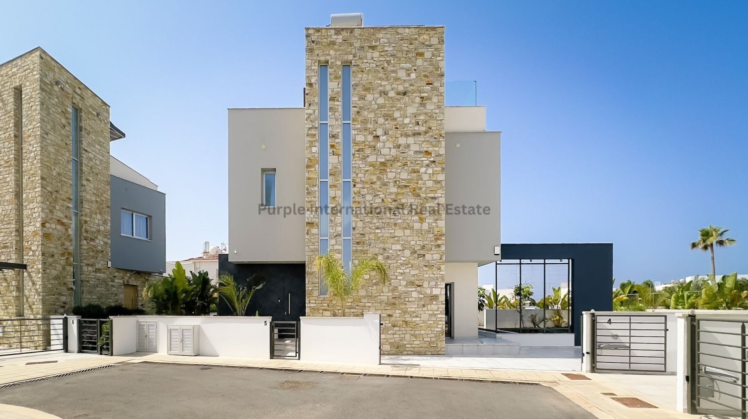 Villa de 4 dormitorios en Ayia Napa, Cyprus No. 24310