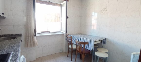 Apartamento de 3 dormitorios en León, Spain No. 84965 6