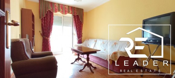 Apartamento de 3 dormitorios en León, Spain No. 84965 40