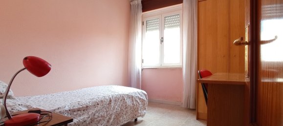Apartamento de 3 dormitorios en León, Spain No. 84965 11