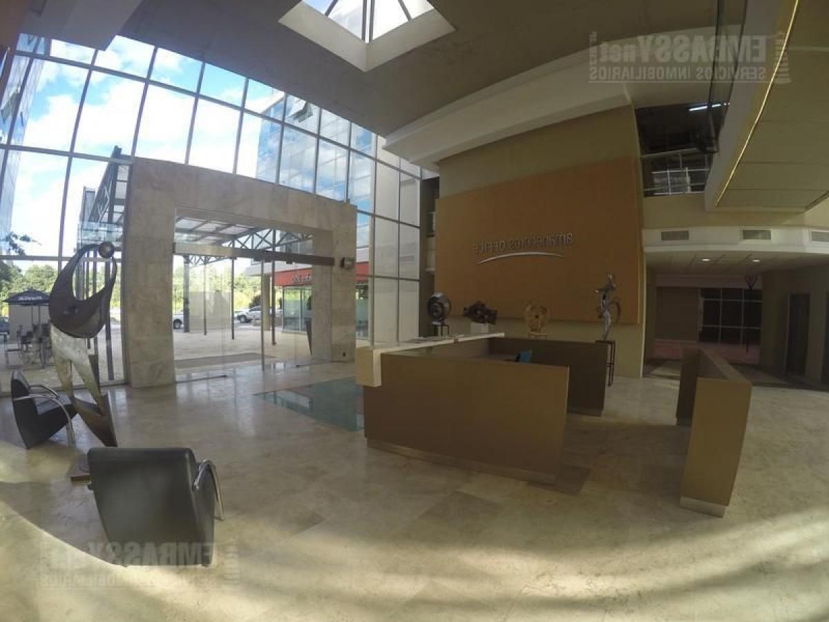 60m² Office in Ezeiza, Argentina No. 28925