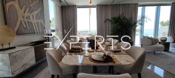 4 bedrooms Villa in Abu Dhabi, UAE No. 44516 10