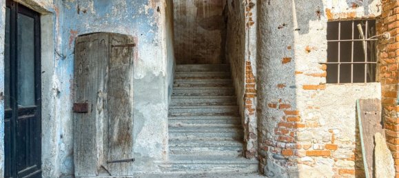 10 bedrooms House in Cavaglietto, Italy No. 376665 3