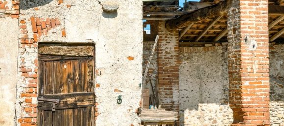 10 bedrooms House in Cavaglietto, Italy No. 376665 2