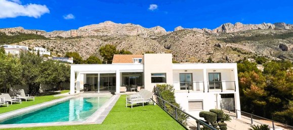 Дом с 5 спальнями в Алтея, Испания № 77877 3