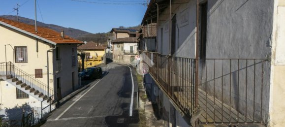 Casa de 7 habitaciónes en Rossana, Italy No. 28857 14