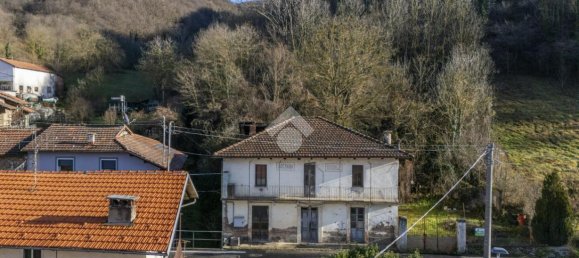 Casa de 7 habitaciónes en Rossana, Italy No. 28857 7
