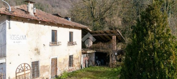Casa de 7 habitaciónes en Rossana, Italy No. 28857 9