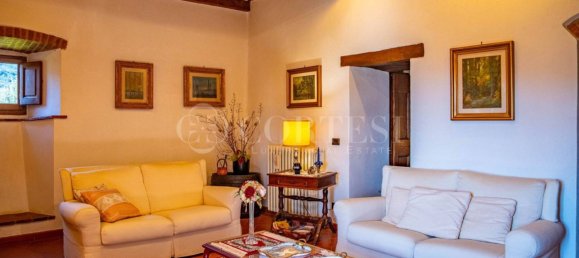 5 bedrooms Villa in Cortona, Italy No. 269788 3