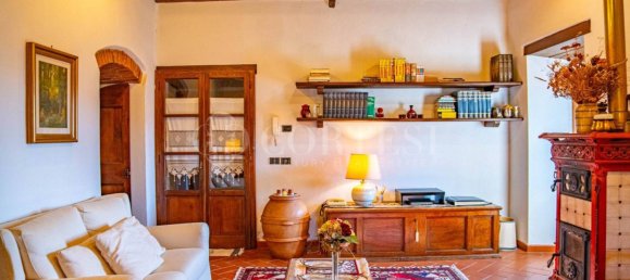 5 bedrooms Villa in Cortona, Italy No. 269788 15
