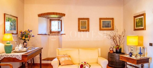 5 bedrooms Villa in Cortona, Italy No. 269788 12