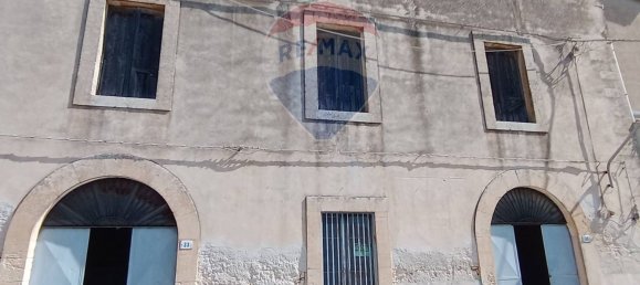 4 bedrooms House in Ferla, Italy No. 308735 27