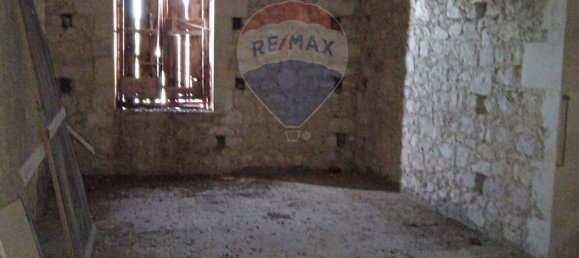 4 bedrooms House in Ferla, Italy No. 308735 25