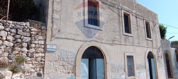 4 bedrooms House in Ferla, Italy No. 308735 26