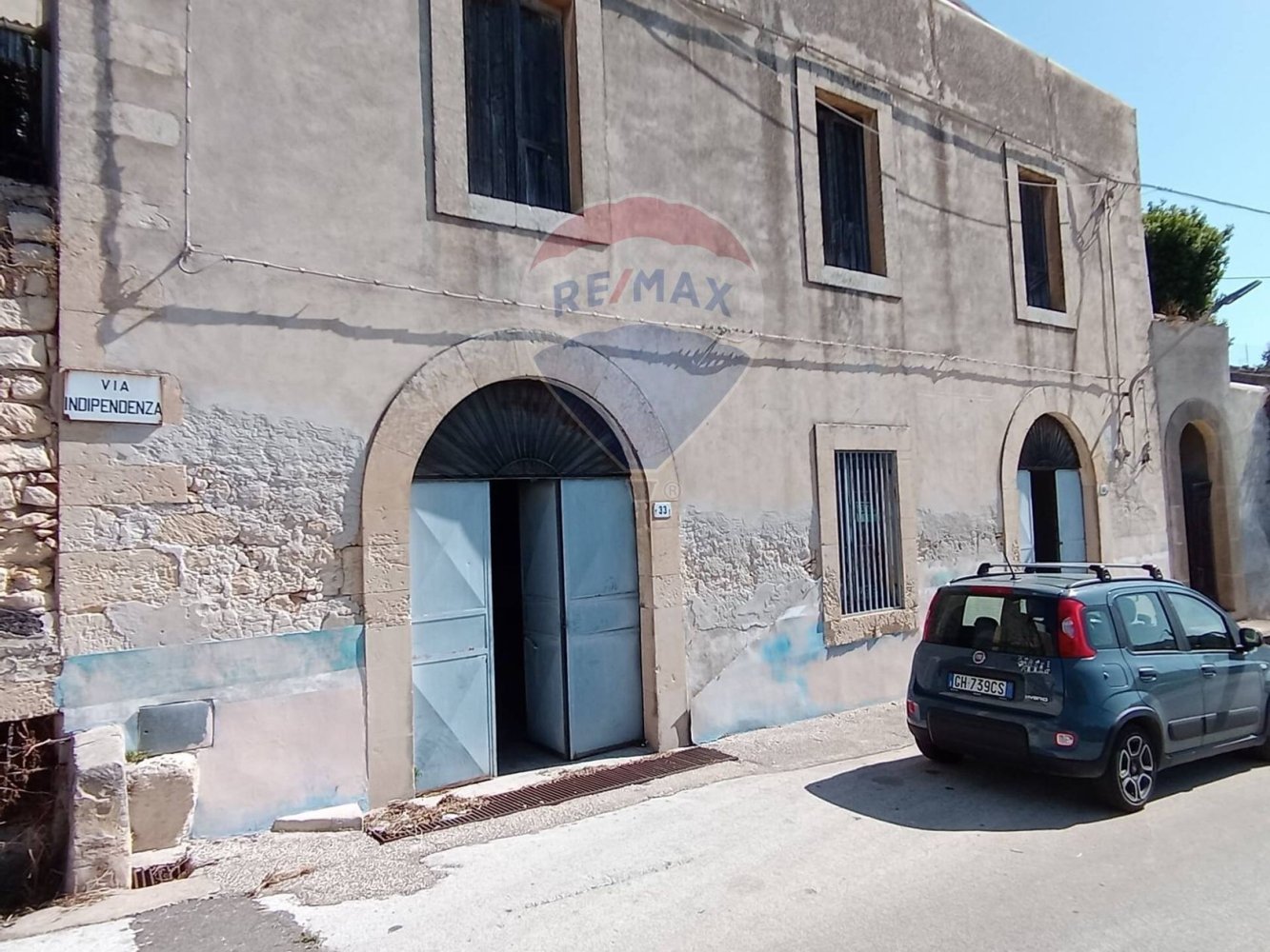 4 bedrooms House in Ferla, Italy No. 308735