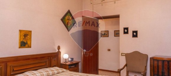3 Schlafzimmer Wohnung in Catania, Italy, Nr. 66444 9