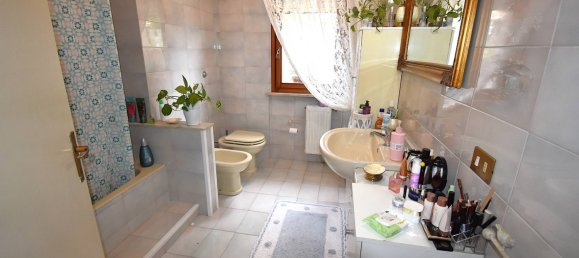 3 bedrooms Apartment in Monsampolo del Tronto, Italy No. 356528 16