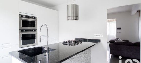 3 Schlafzimmer Haus in Villepinte, France, Nr. 311500 10