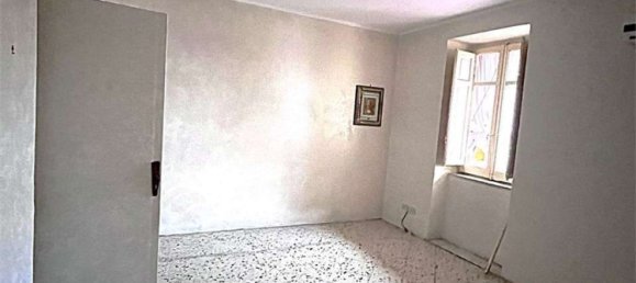 3 rooms Apartment in Palermo, Italy No. 86546 9