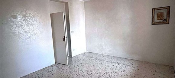 3 rooms Apartment in Palermo, Italy No. 86546 4