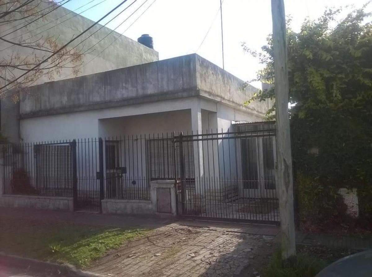  Land in Vicente Lopez, Argentina No. 48523