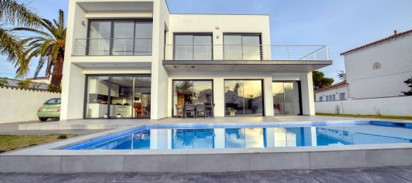 5 bedrooms House in Empuriabrava, Spain No. 84546 2