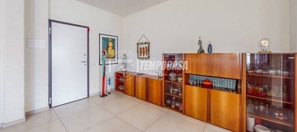 3 Schlafzimmer Wohnung in Modena, Italy, Nr. 365768 15