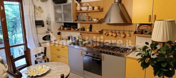 3 bedrooms Villa in Carrara, Italy No. 48089 8