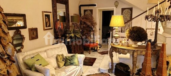 3 bedrooms Villa in Carrara, Italy No. 48089 3
