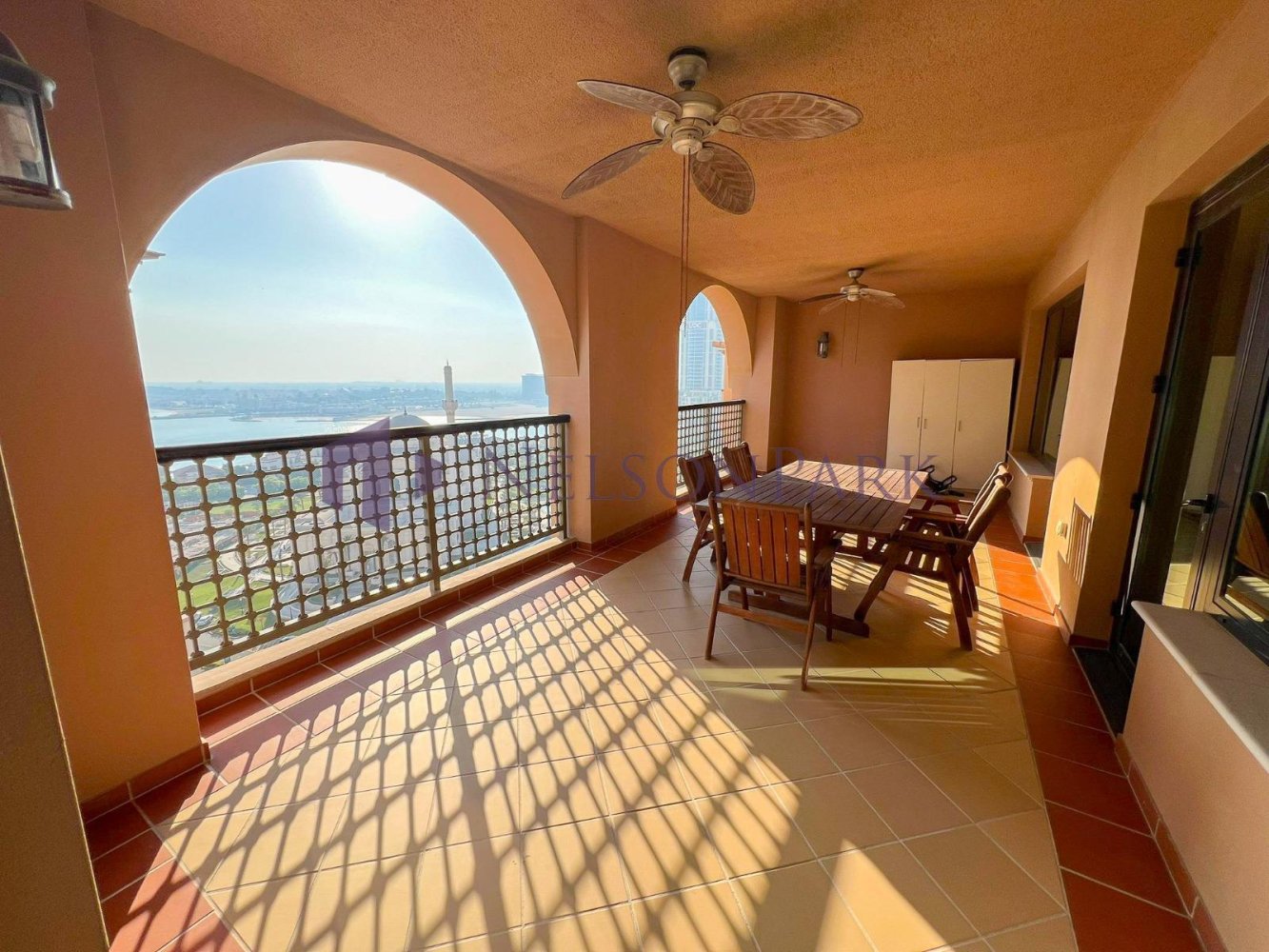 Apartamento de 2 dormitorios en Doha, Qatar No. 982